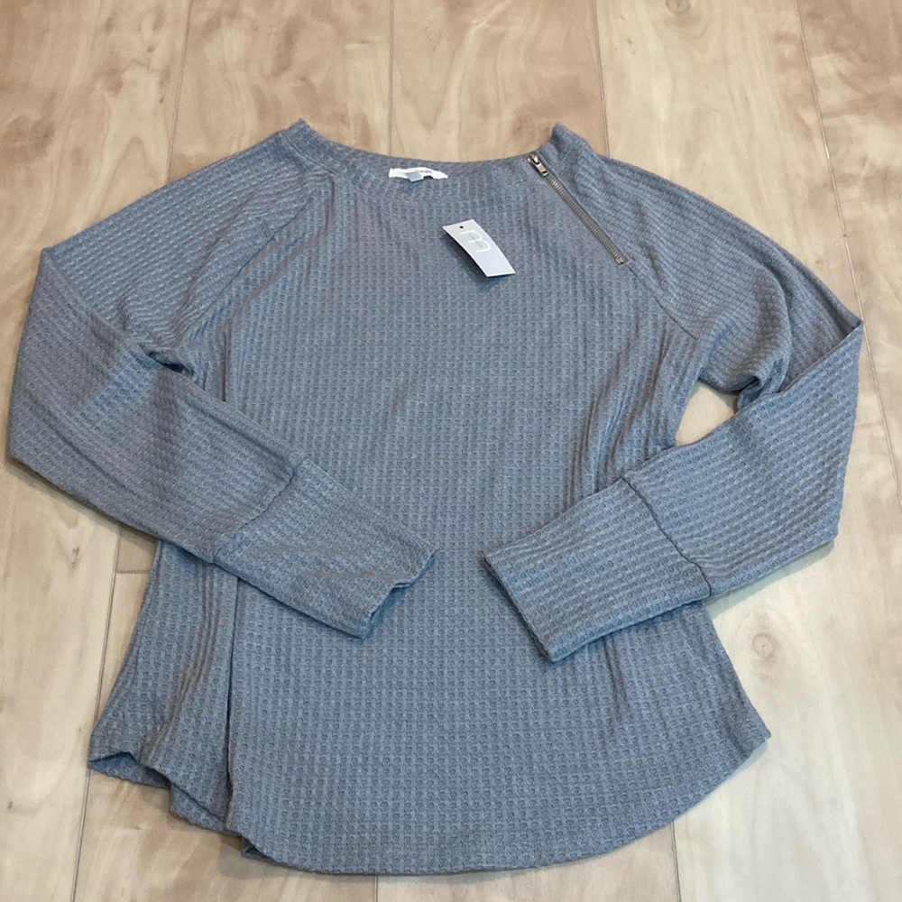 NWT zippered long sleeve